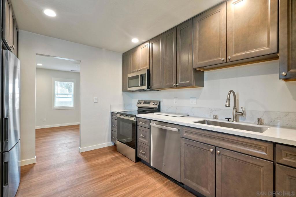 1045 Main Property Photo 27