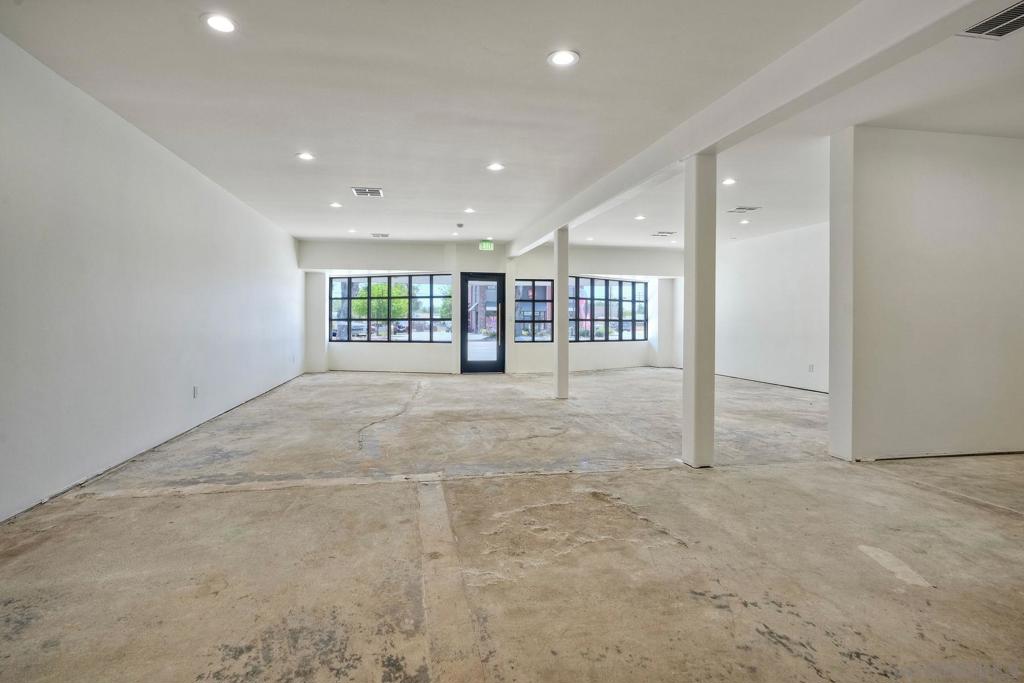 1045 Main Property Photo 32