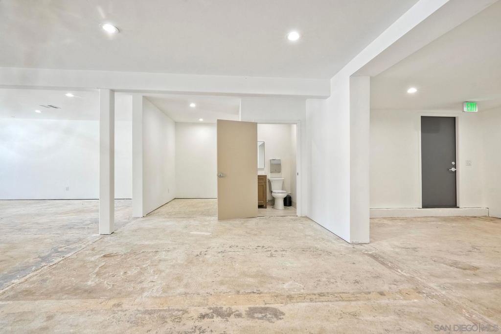 1045 Main Property Photo 37