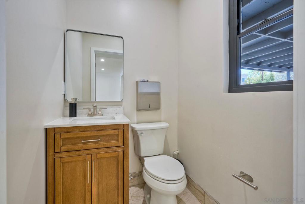 1045 Main Property Photo 39