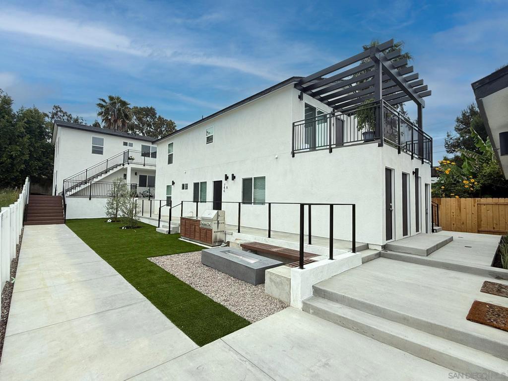 740 Cotton Street Property Photo 8