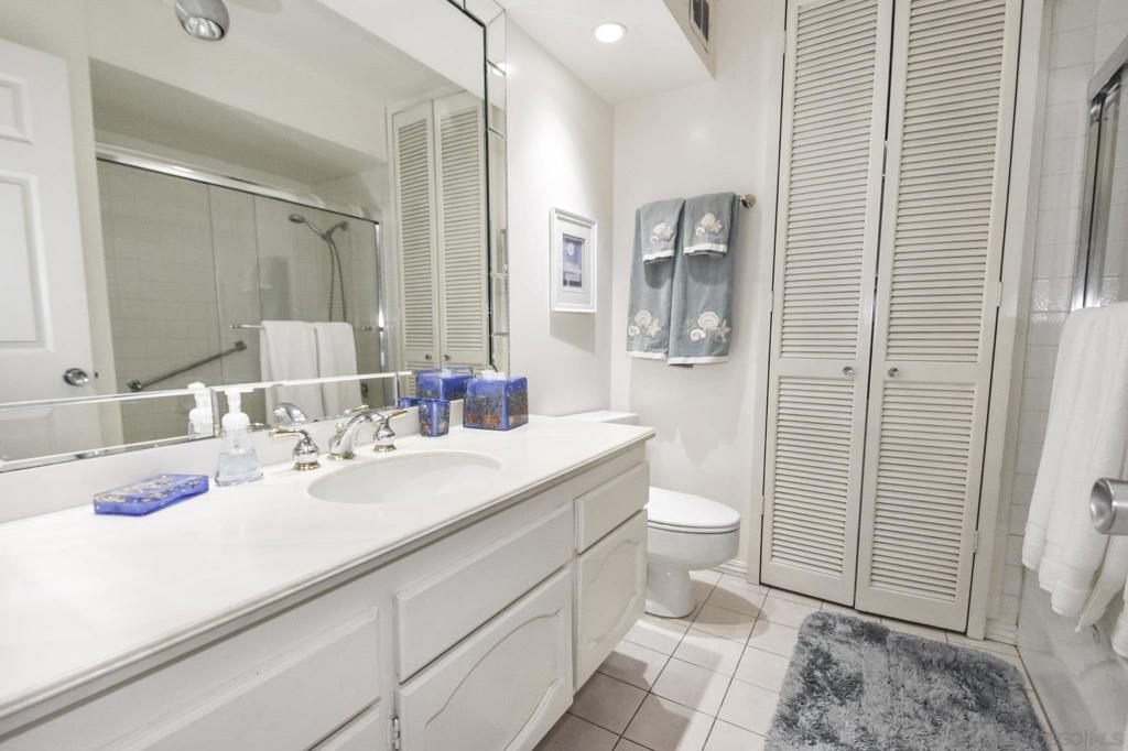 1810 Avenida Del Mundo 1201 Property Photo 9