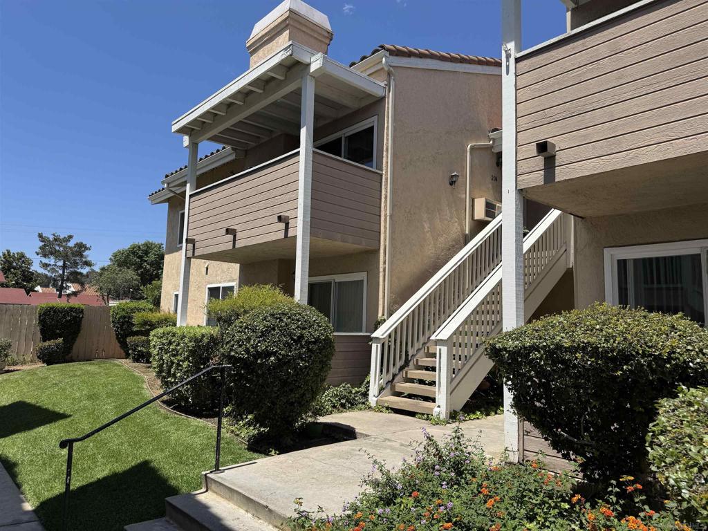 1075 N Escondido Blvd 104 Property Photo 1
