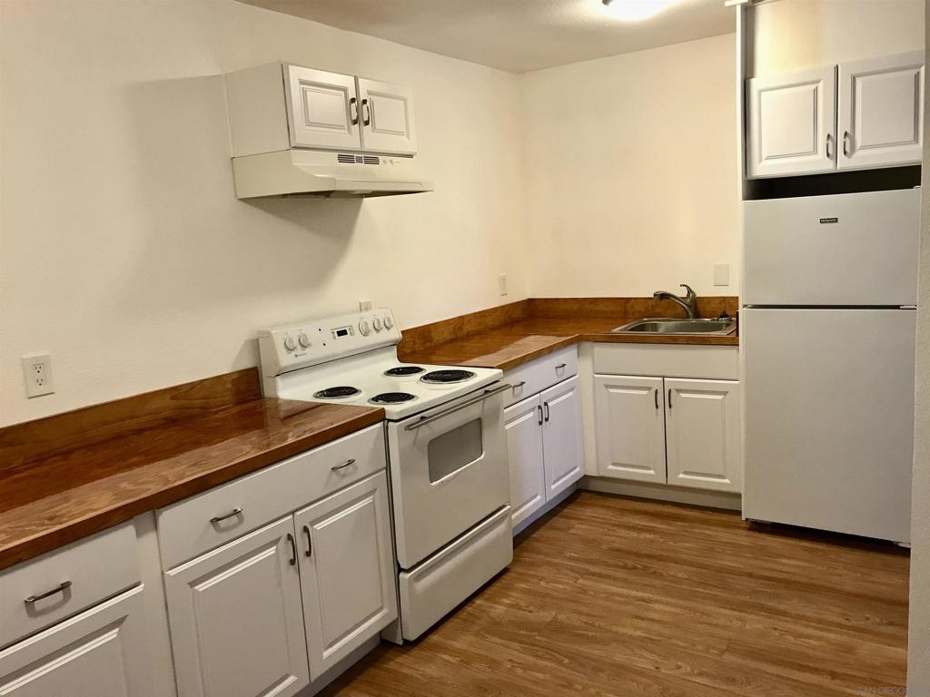 8230 Lemon Grove Way Property Photo 18