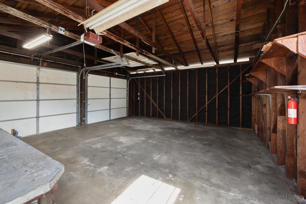 4365 Kansas Property Photo 32