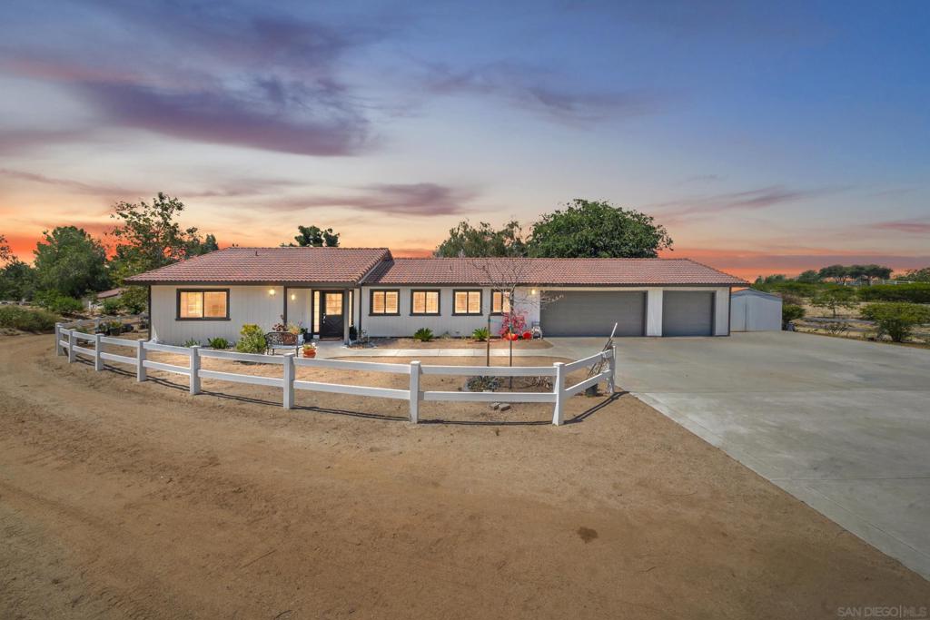 38680 Avenida De La Bandolero Property Photo 1