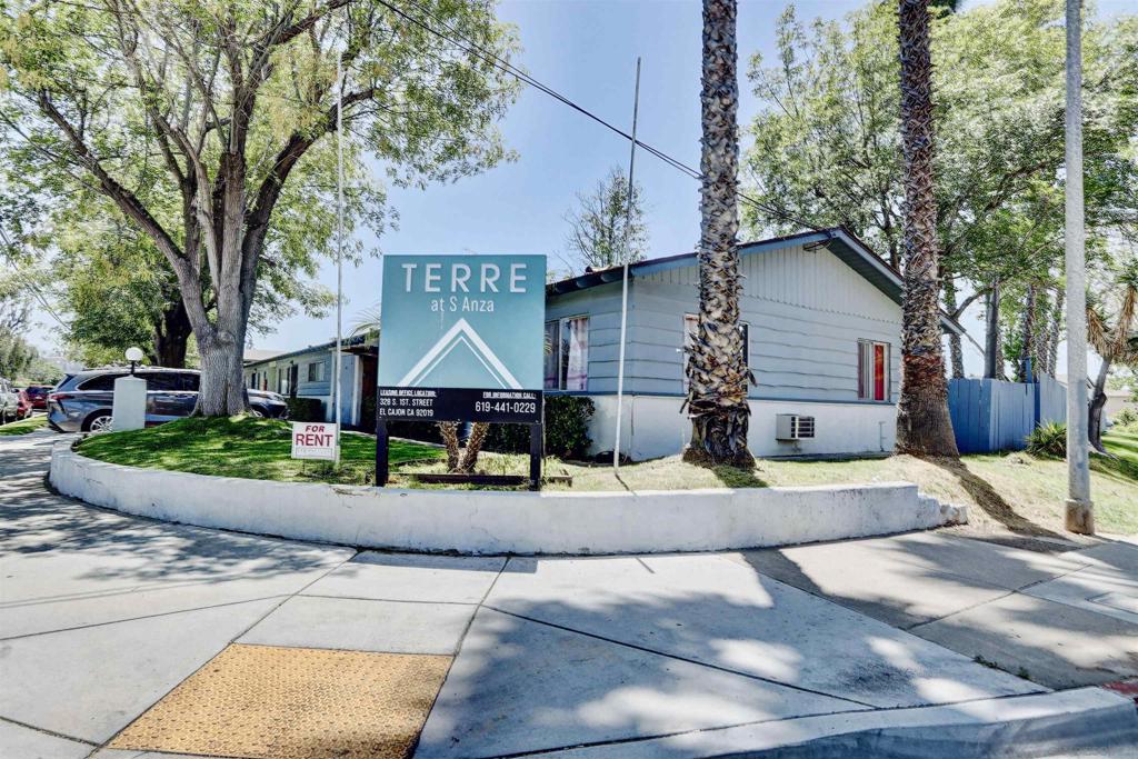 310 S Anza Property Photo 2