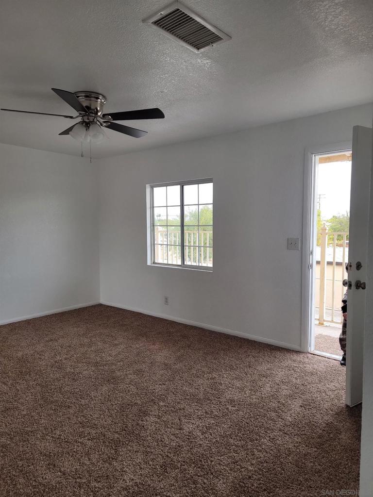 1412 El Centro Ave Property Photo 18