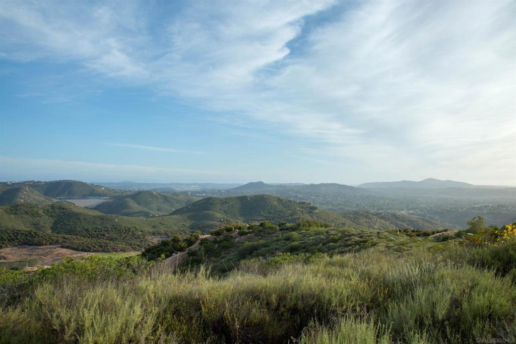 18035 Sunset Point Rd Property Photo 35