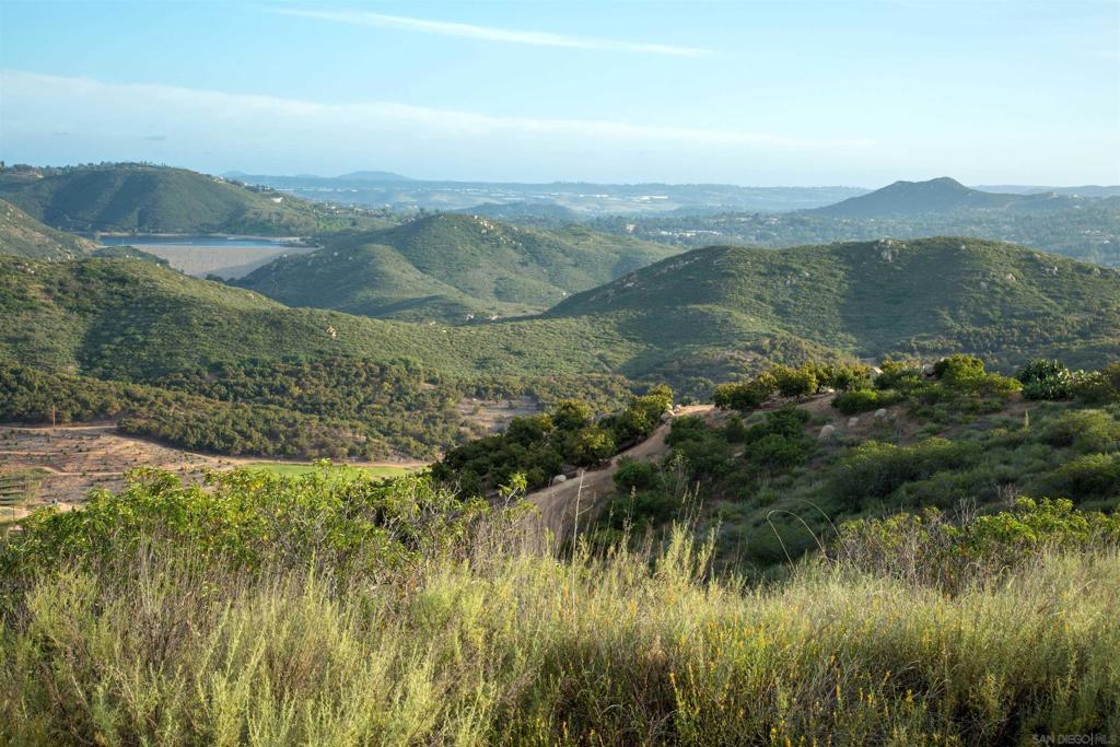 18035 Sunset Point Rd Property Photo 37