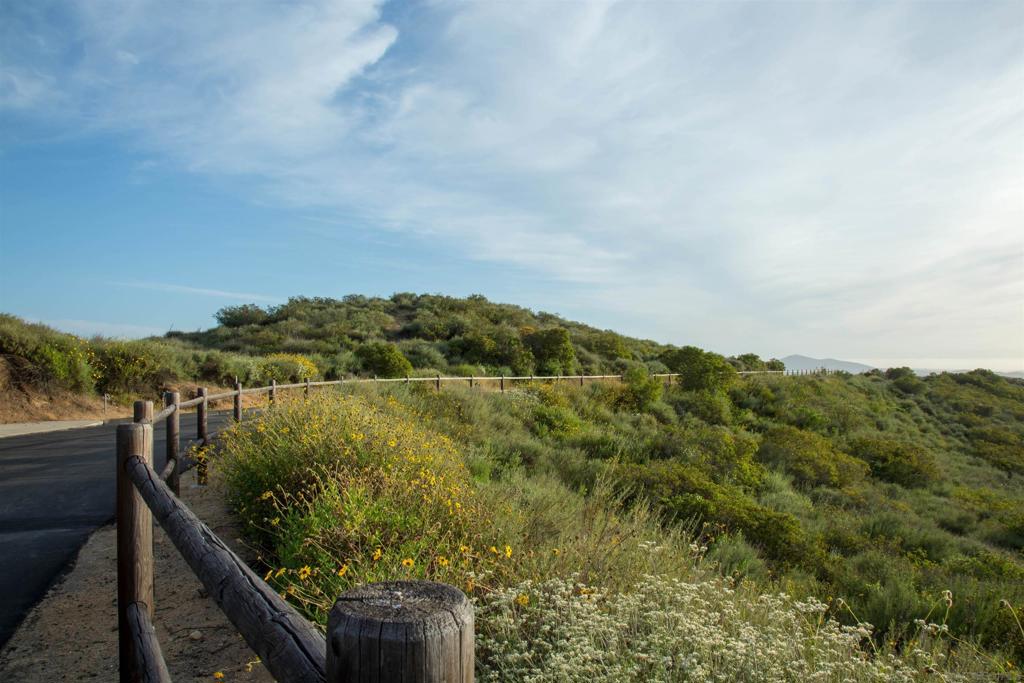 18035 Sunset Point Rd Property Photo 39
