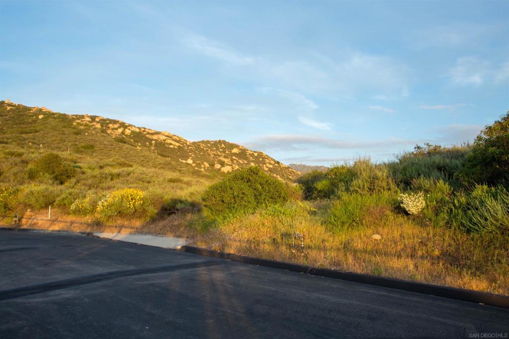 18035 Sunset Point Rd Property Photo 44