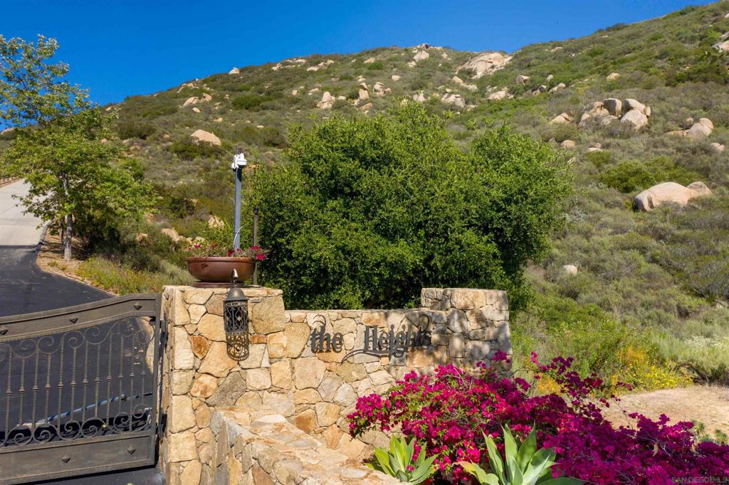 18035 Sunset Point Rd Property Photo 54