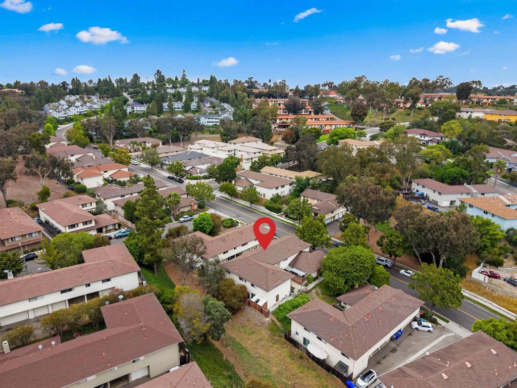 2139 Via Esmarca Property Photo 11