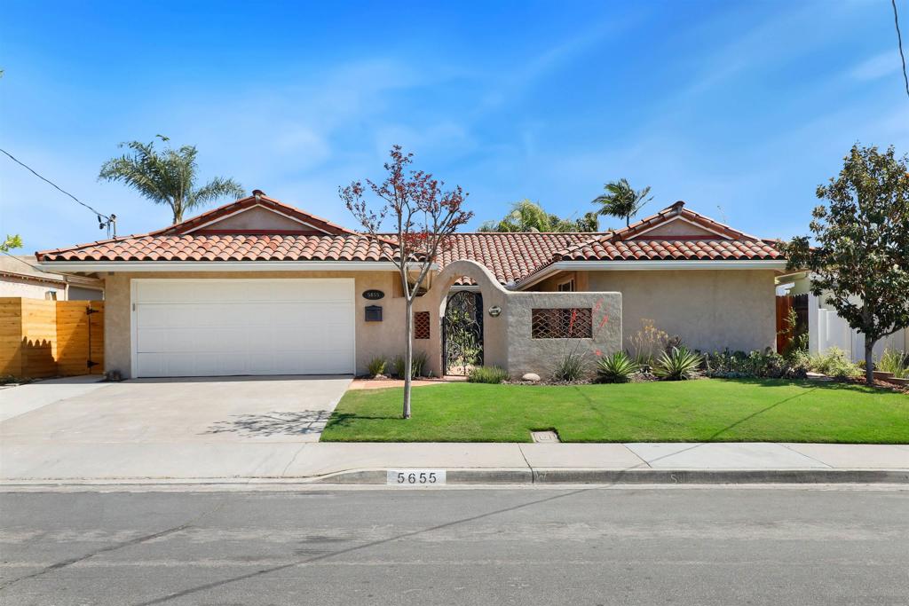 5655 Lone Star Dr Property Photo 1