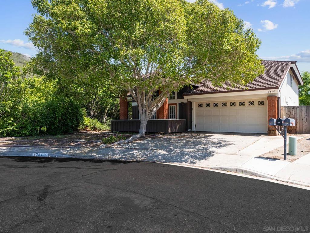 13810 Riverhead Ct Property Photo 1