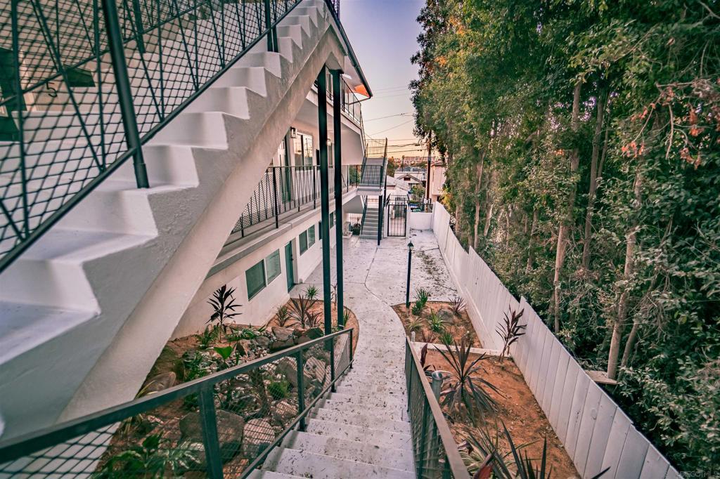 3776 Villa Ter Property Photo 3