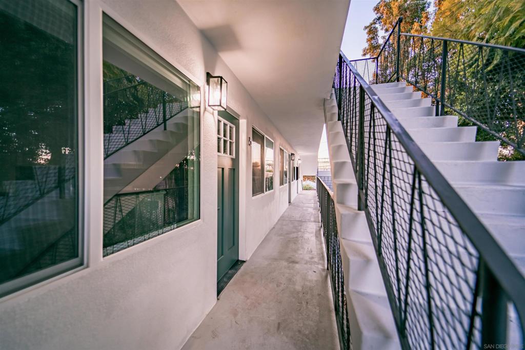 3776 Villa Ter Property Photo 5