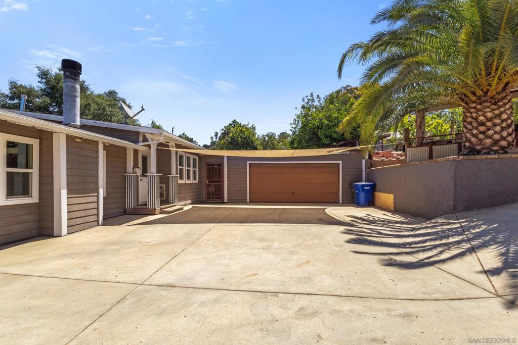 15415 Saint Lucy Ln Property Photo 1