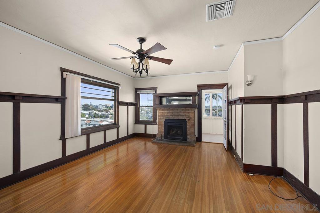 1825 Cypress Ave Property Photo 1