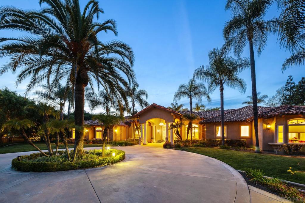 18050 Rancho La Cima Corte Property Photo 9