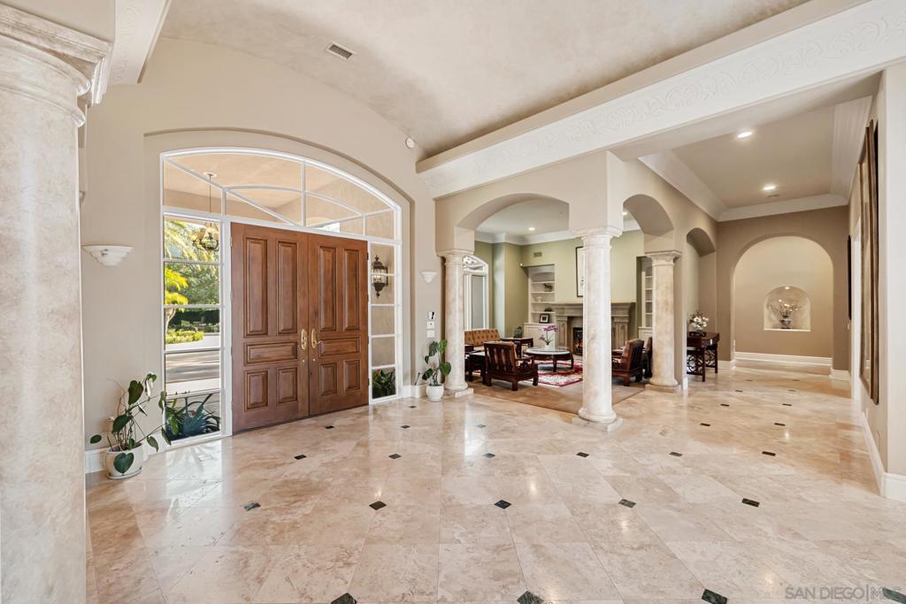 18050 Rancho La Cima Corte Property Photo 11