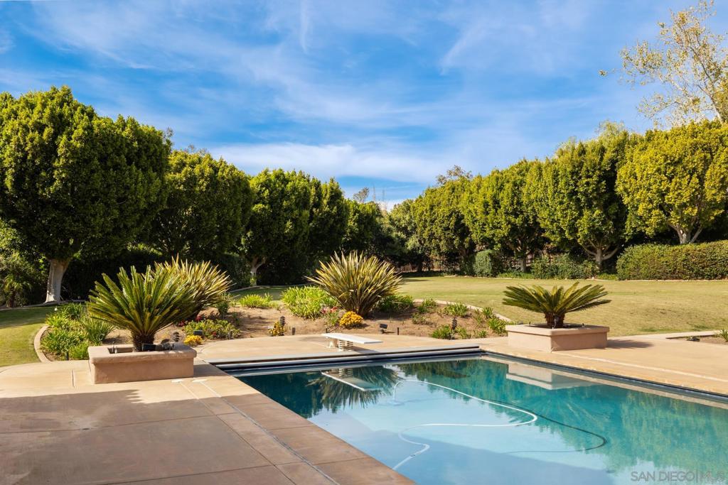 18050 Rancho La Cima Corte Property Photo 42