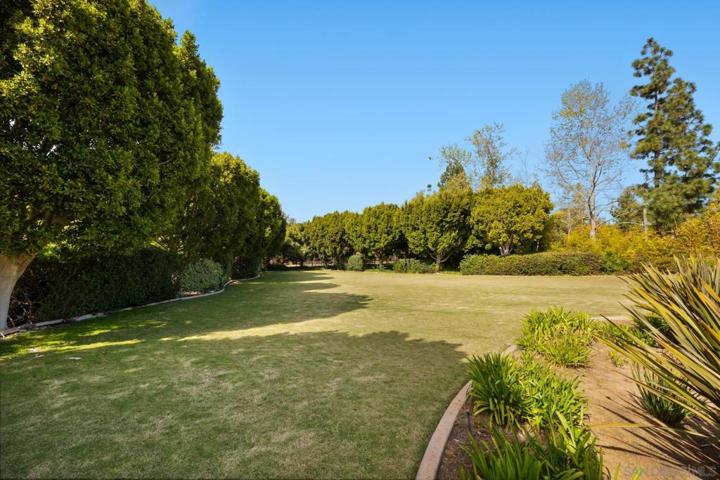18050 Rancho La Cima Corte Property Photo 43