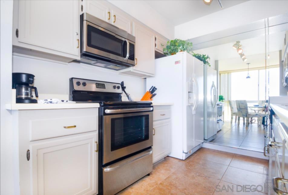1720 Avenida Del Mundo 607 Property Photo 7