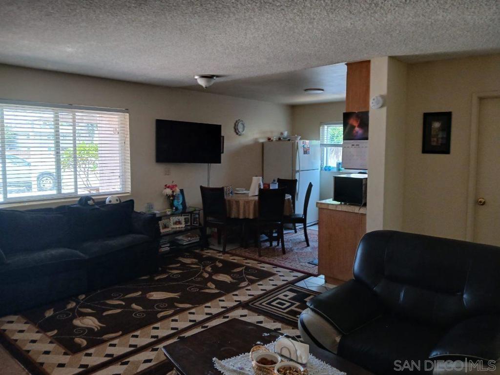 769 Mcclure Street E Property Photo 12