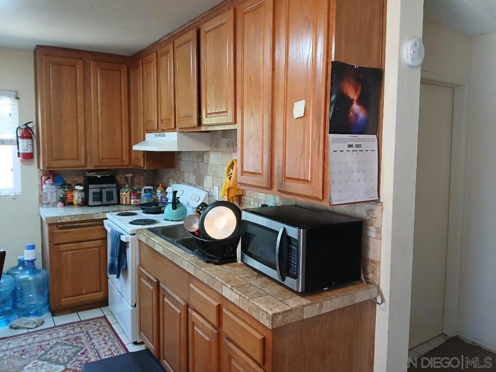 769 Mcclure Street E Property Photo 15