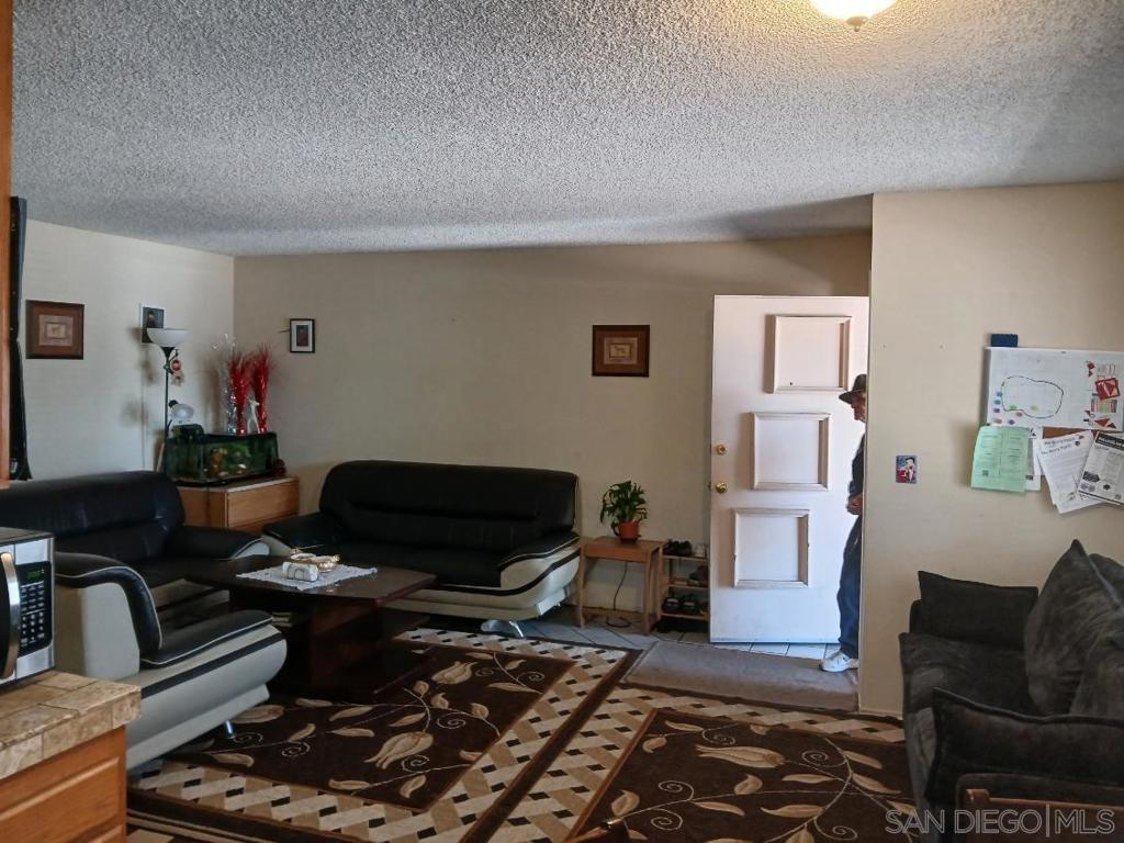 769 Mcclure Street E Property Photo 17