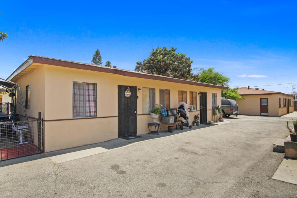 2348 Valwood Ave Property Photo 11