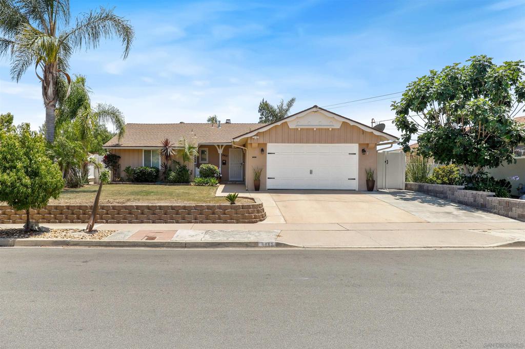 8451 Bashan Lake Ave Property Photo 1