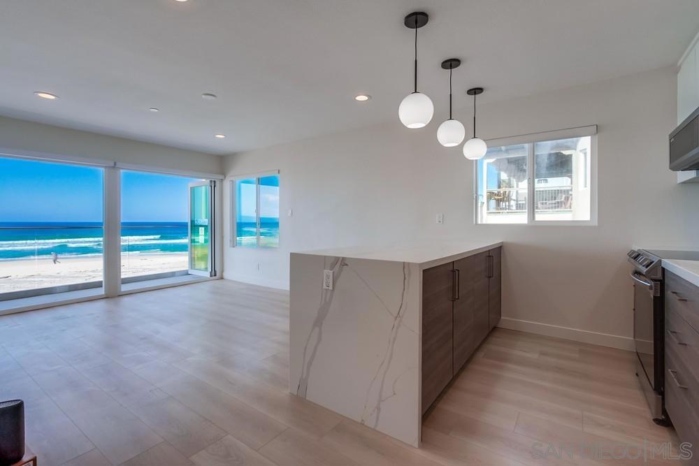 3449 Ocean Front Walk Property Photo 12