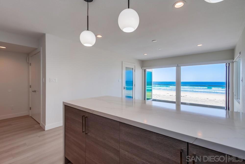 3449 Ocean Front Walk Property Photo 14