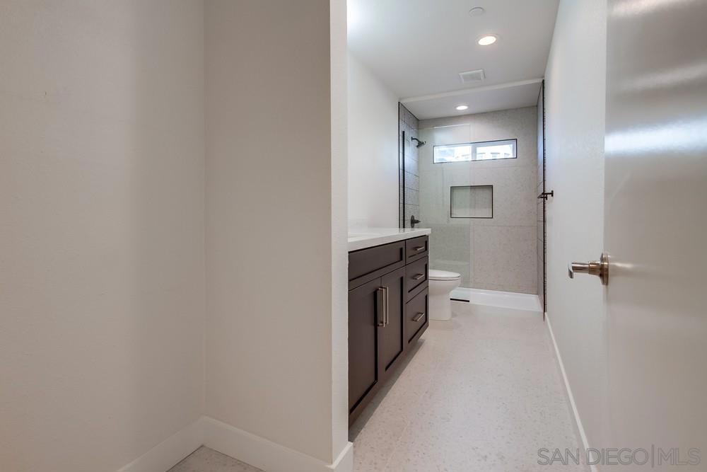 3449 Ocean Front Walk Property Photo 22