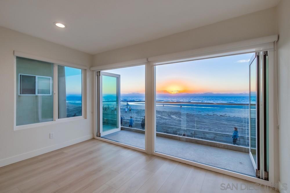 3449 Ocean Front Walk Property Photo 62