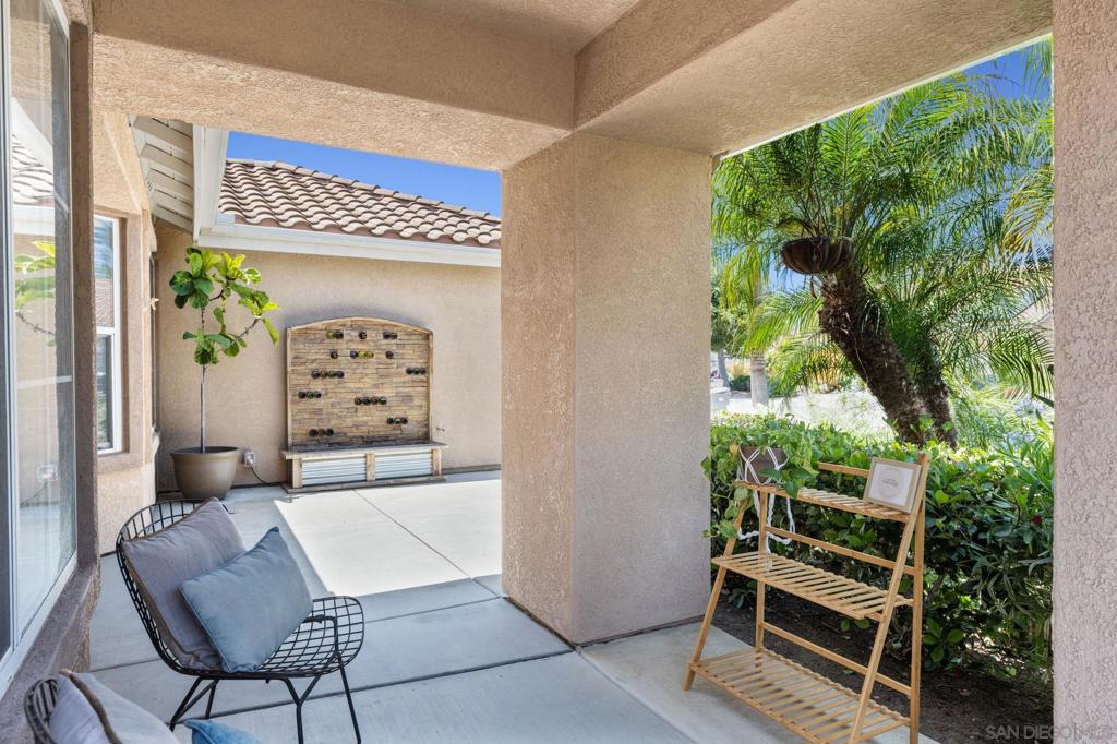 3925 Estancia Drive Property Photo 3