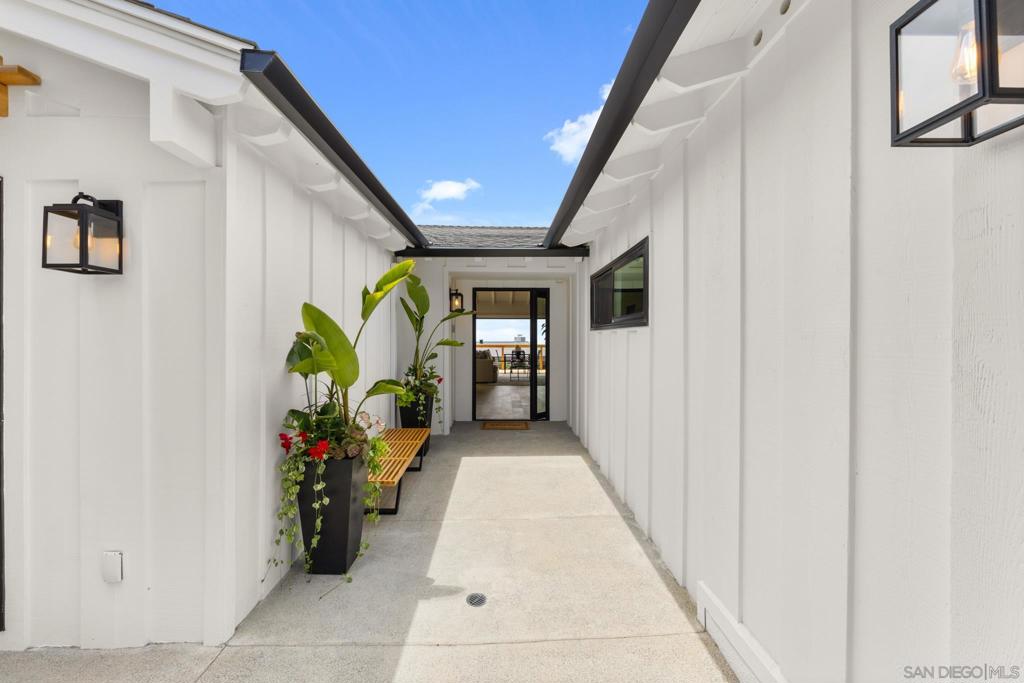 5632 Ladybird Lane Property Photo 47