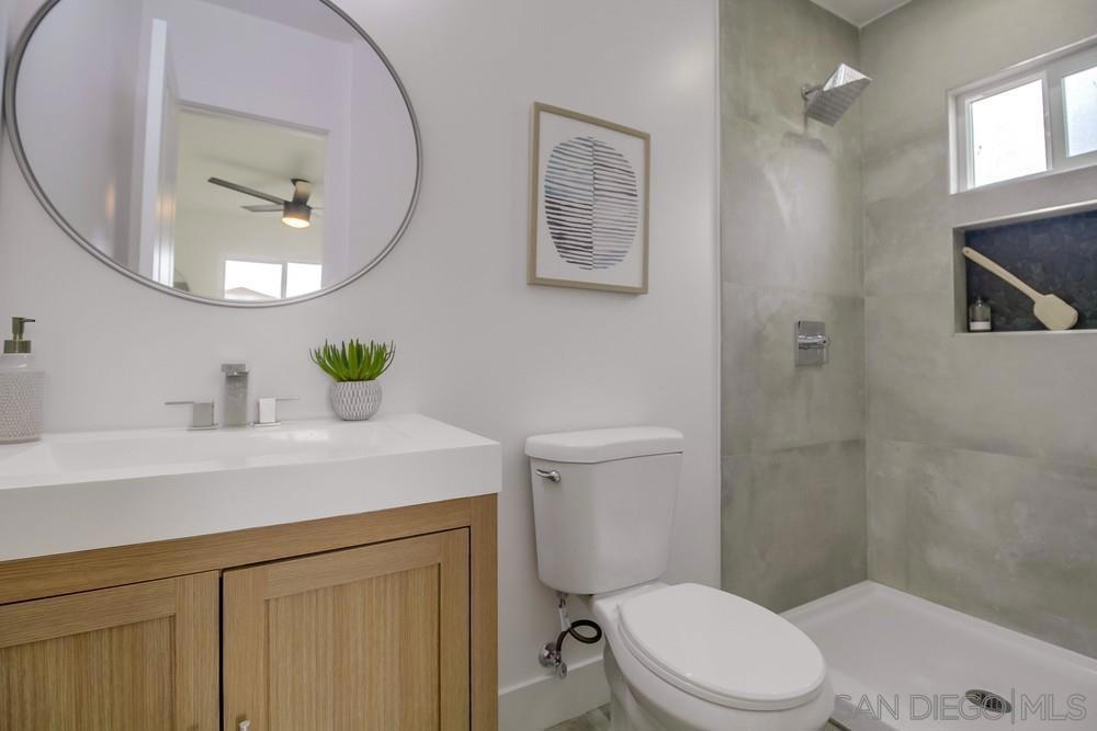 1812 39th St Property Photo 11