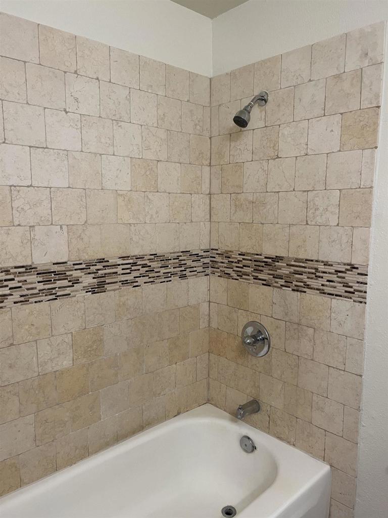 4053 Wilson Ave Property Photo 9