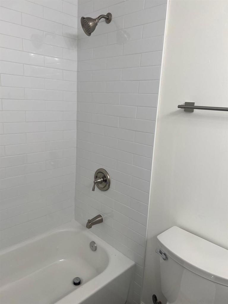 4053 Wilson Ave Property Photo 13