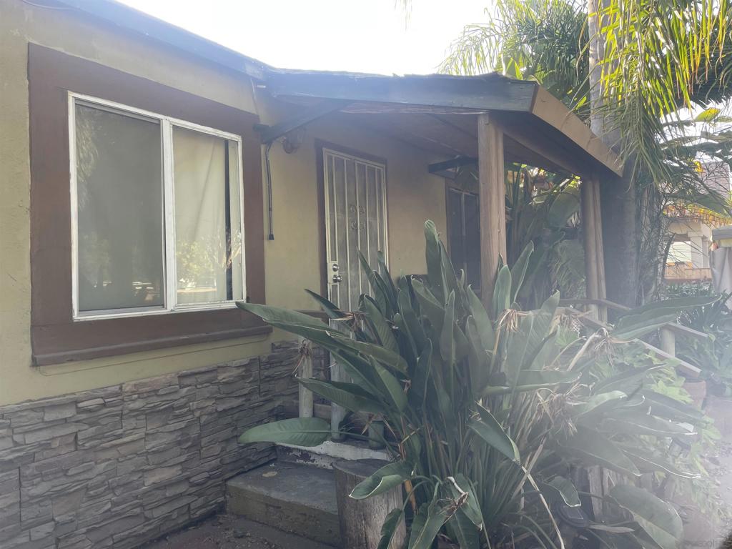 1930 1932 Palm Ave Property Photo 1
