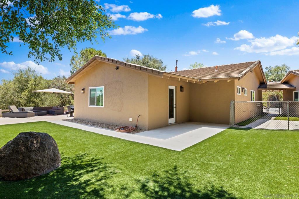 2686 Via Viejas Property Photo 4