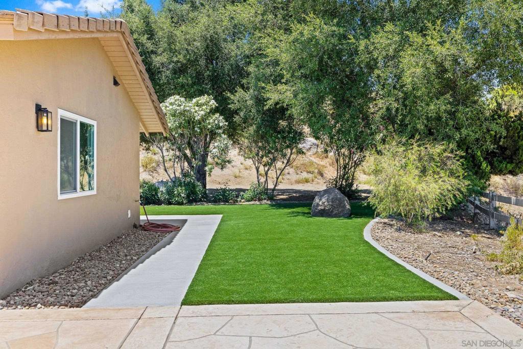 2686 Via Viejas Property Photo 33
