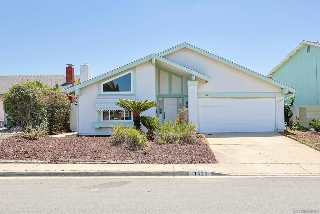 11323 Trebol St Property Photo 1
