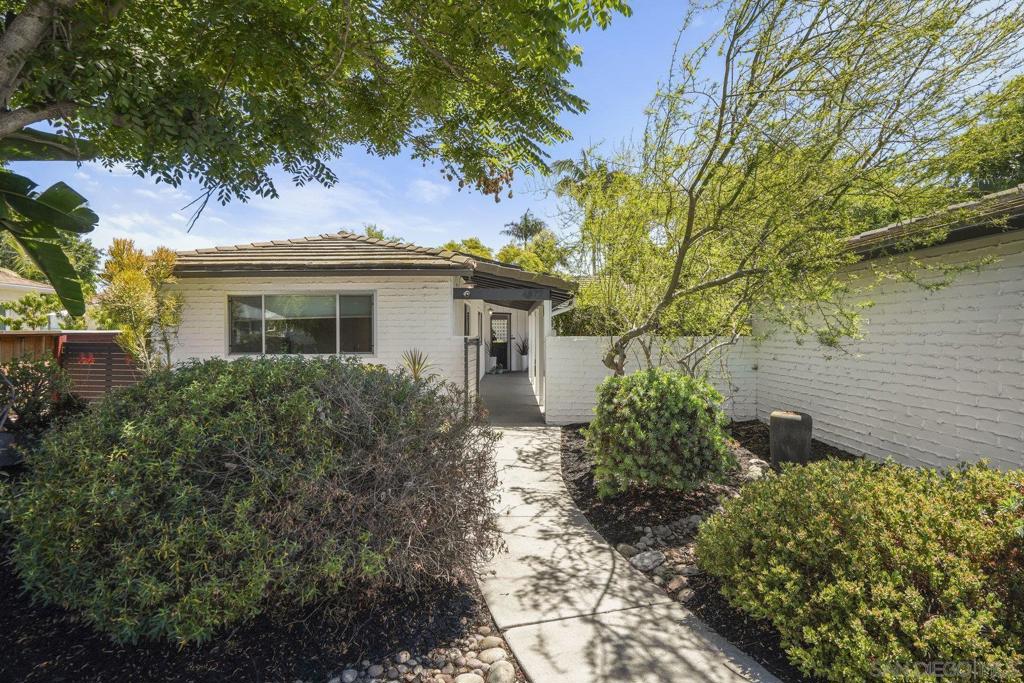 4877 Lorraine Dr Property Photo 1