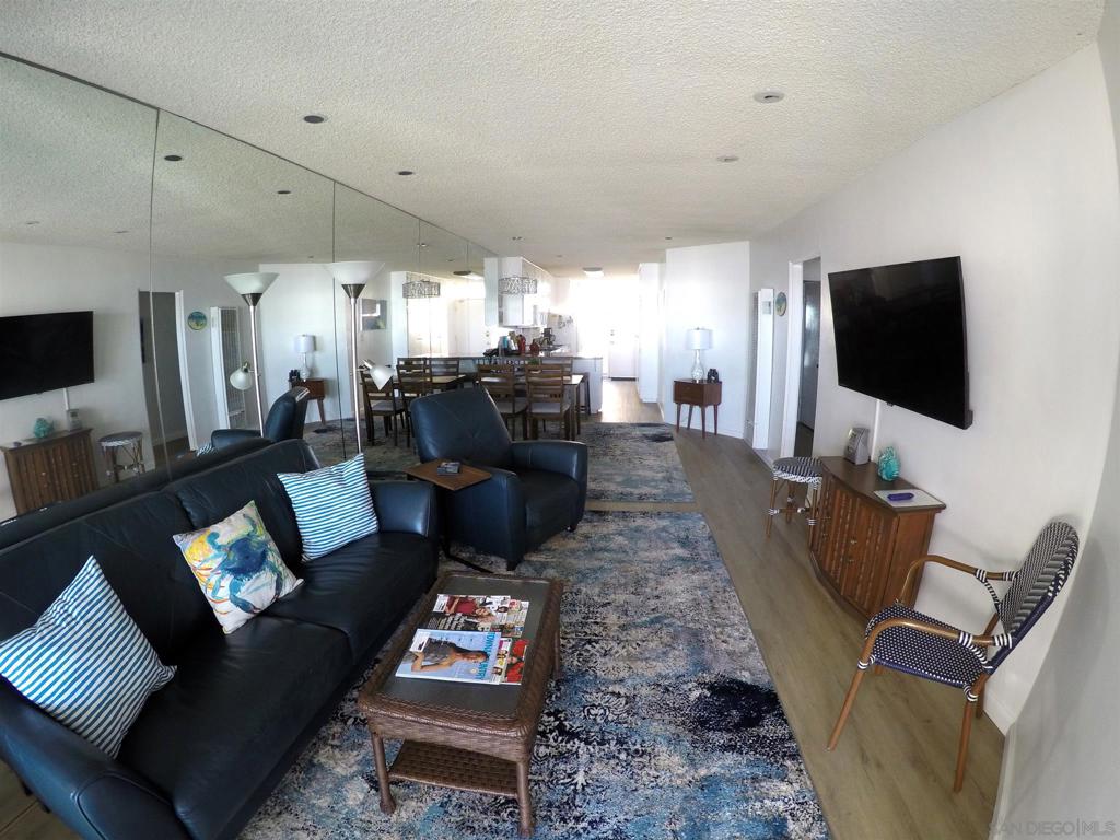 3755 Ocean Front Walk Property Photo 9