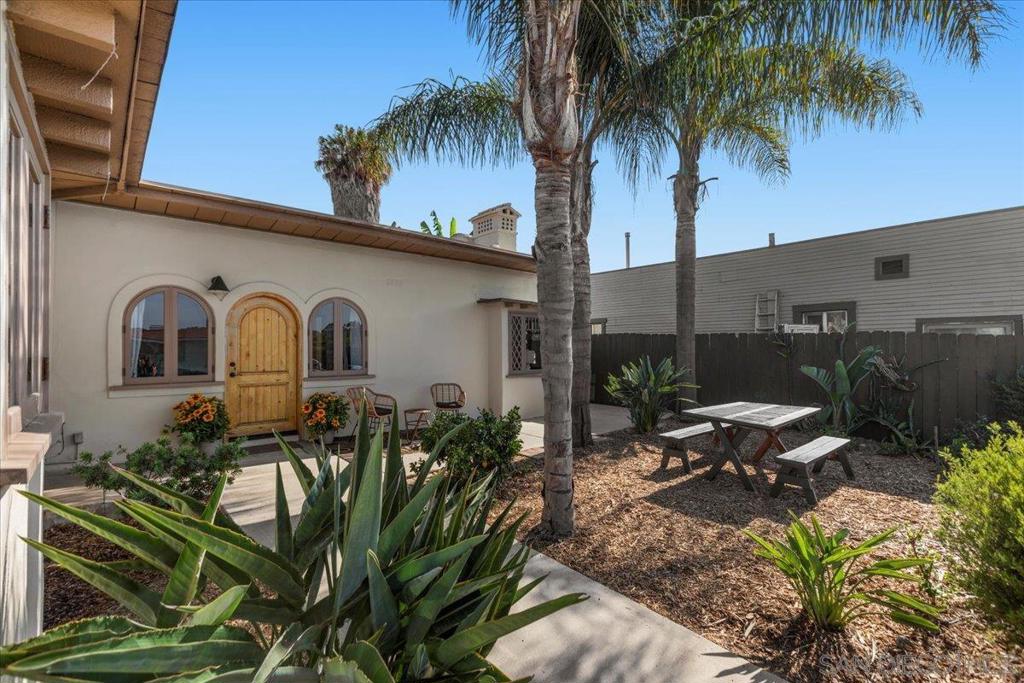 2486 2488 L Street Property Photo 1